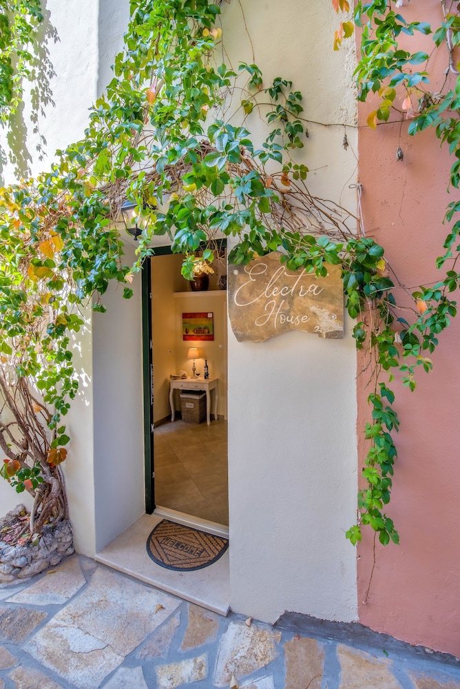 Loggos Panoramic Views Electra By Konnect