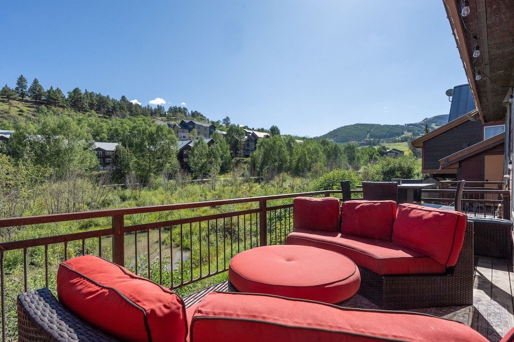 Northstar 6 3 Bedroom Condo by RedAwning view 2