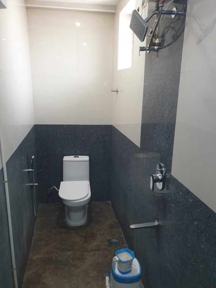 Hotel APM Grand