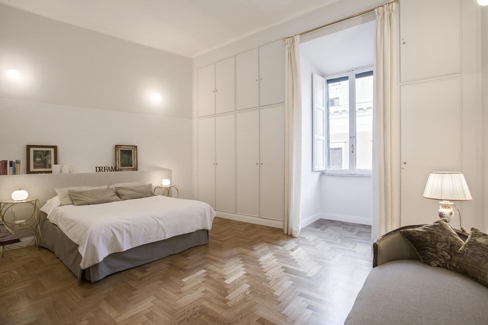 Le Fontane - Perfect Apartment Airy Tasteful Modern in a Historic Rome