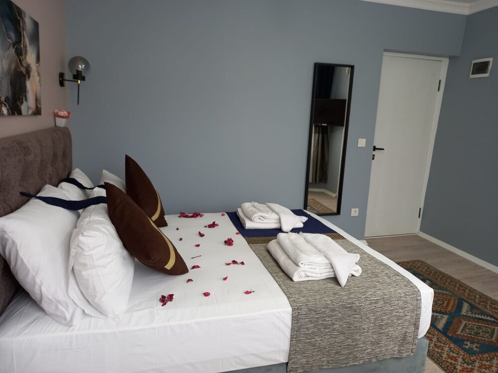 Emirhan Inn Apartment & Suites - Image 34