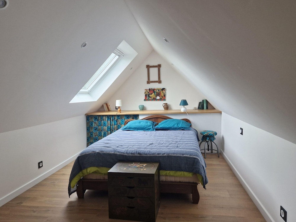 Apartment in Brittany Near Sandy Beaches view 2