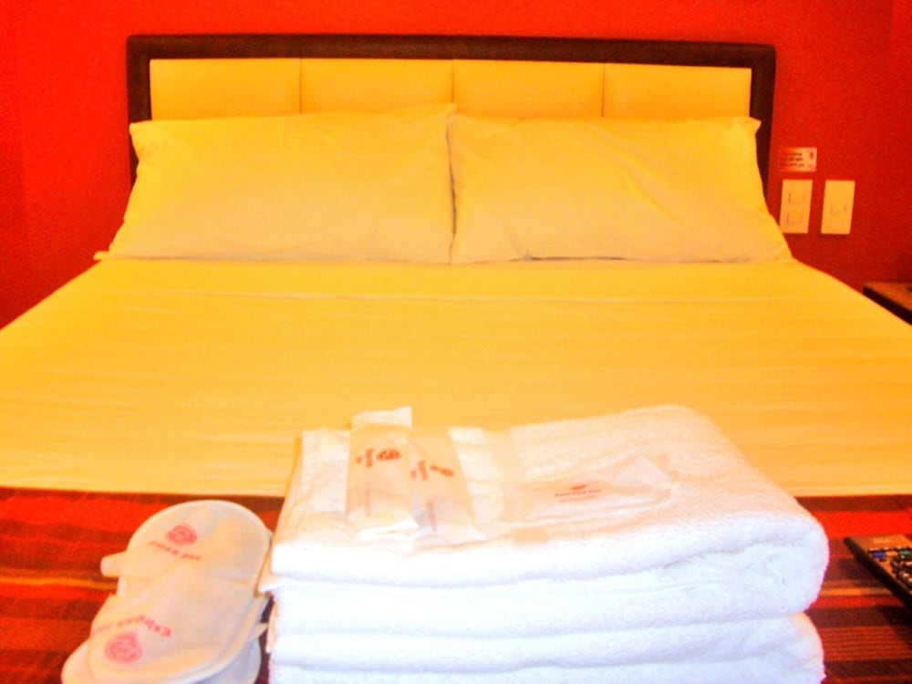 Express Inn - Mactan Hotel