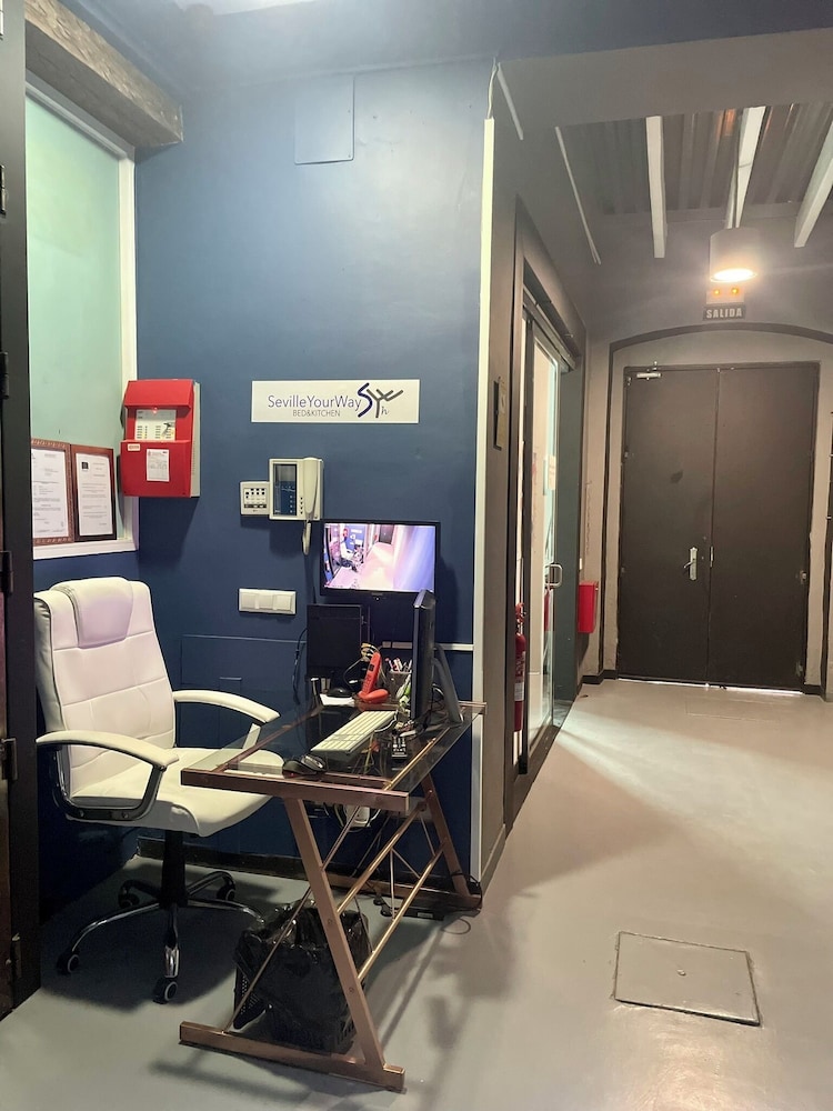 SEVILLE YOUR WAY HOSTEL