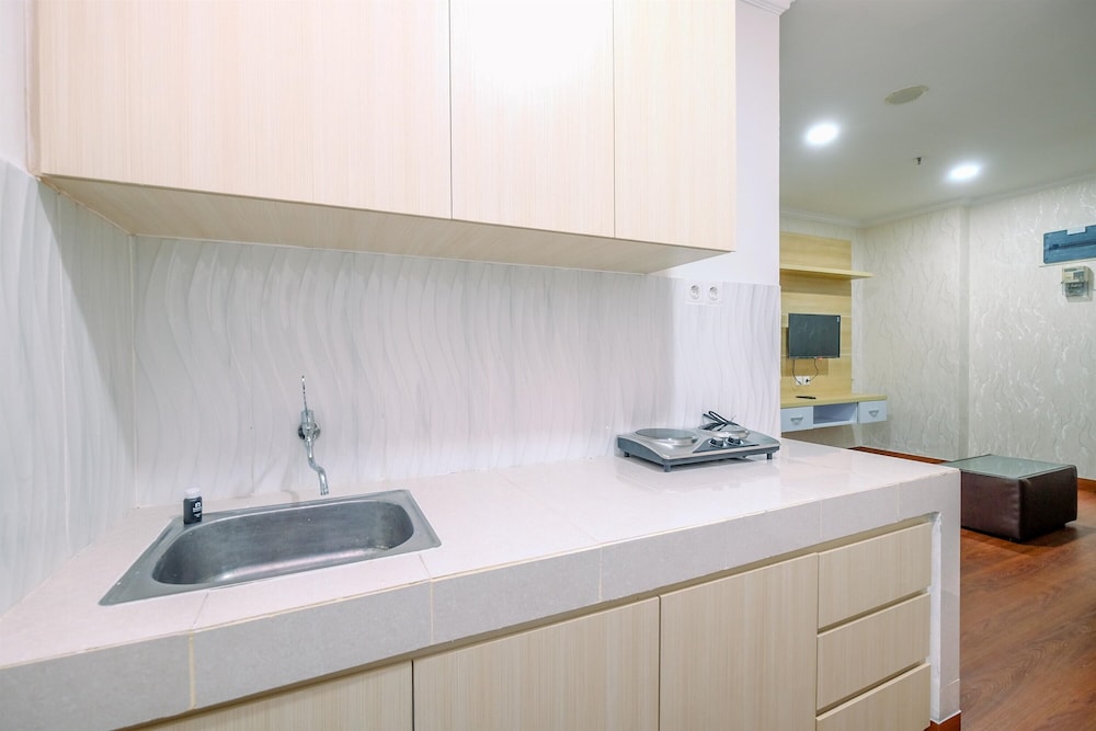 Cozy Living and Homey 2BR Sentul Tower Apartment