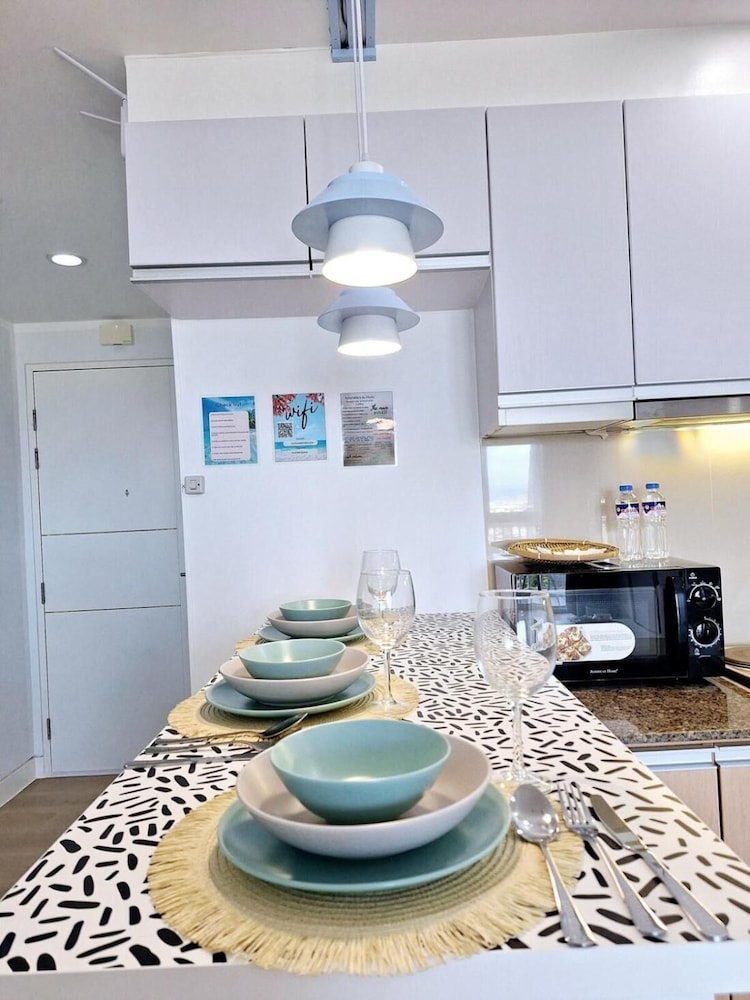 Luxury Coastal, Grand Canal View