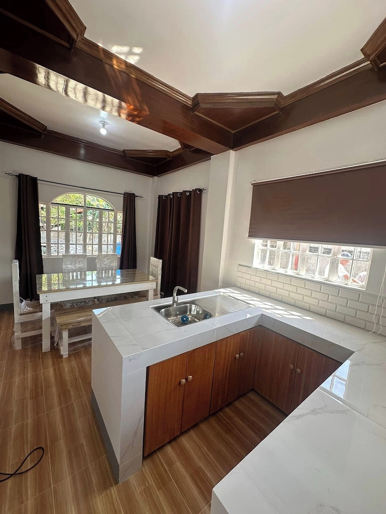Keps Boarding House
