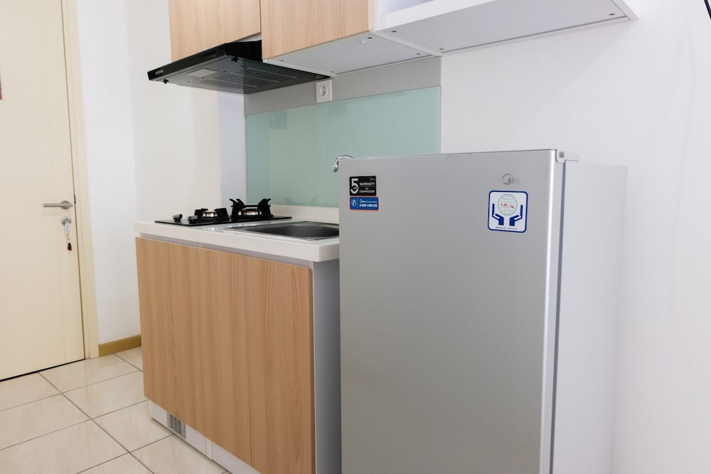 Comfy Studio at M-Town Gading Serpong Apartment view 3