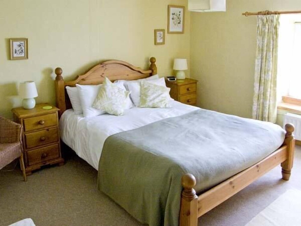 Bridle Cottage view 3