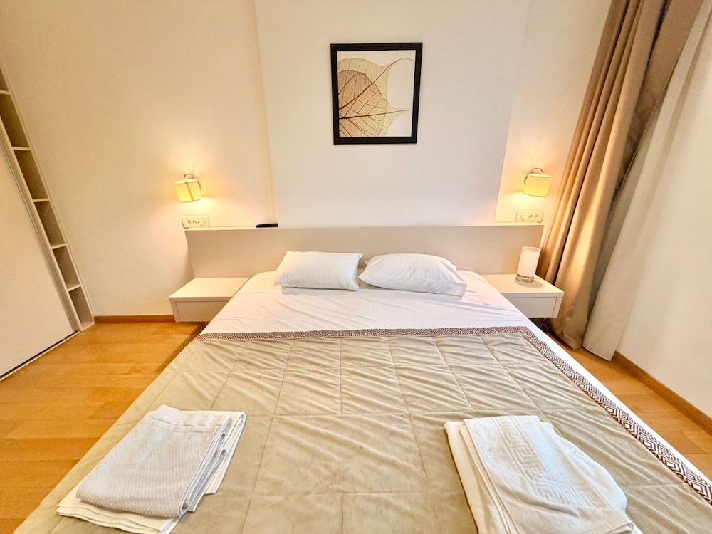 Aurelio Central Residences
