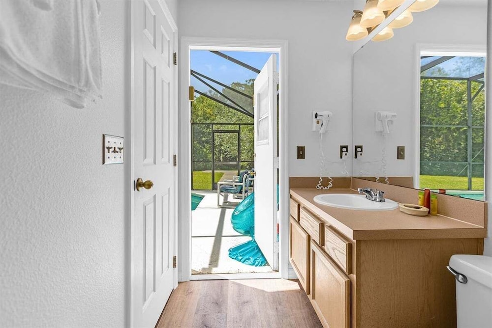 Lake Berkley Villas Swanky
