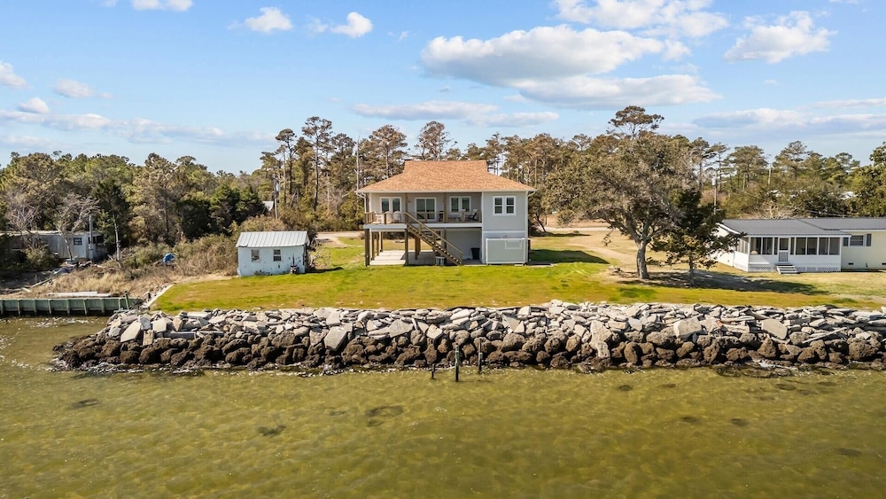 Banks' Haven 3 Bedroom Home