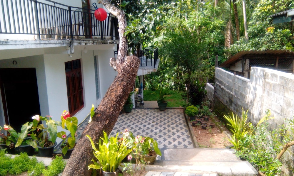 Miracle Villa
