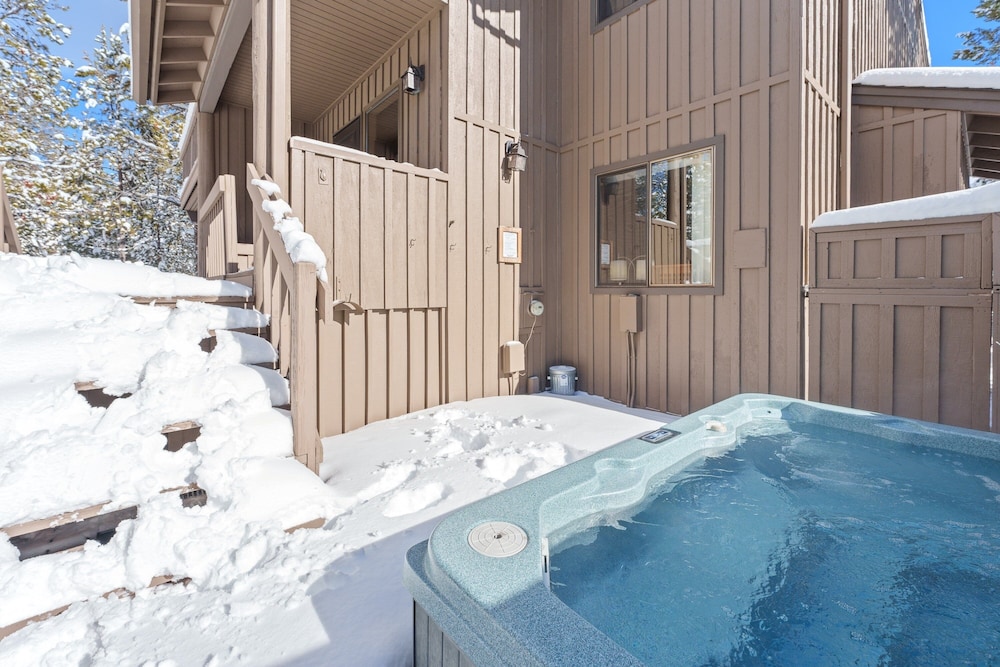 8 Umpqua Ln 4 Bedroom Home