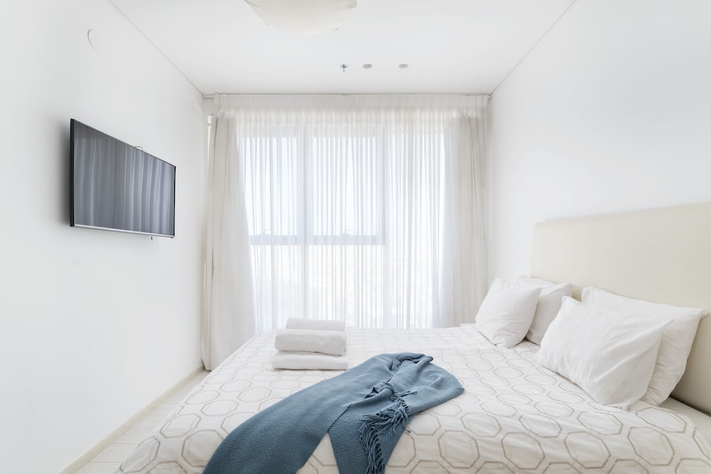 Bat Yam Luxury with Terrace & Sea View view 2