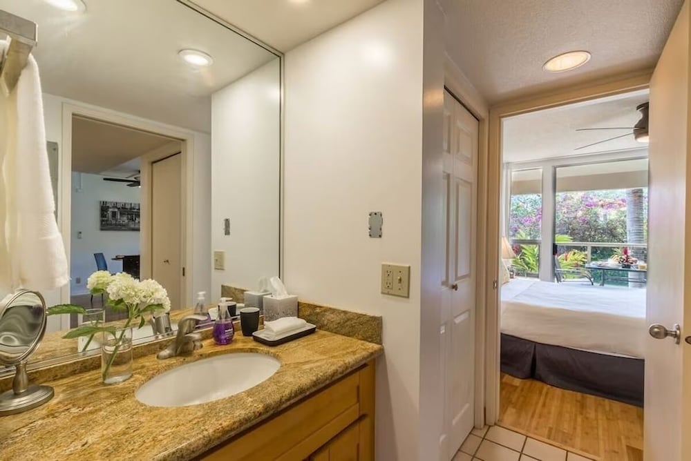 Signature Residences at Maui Banyan