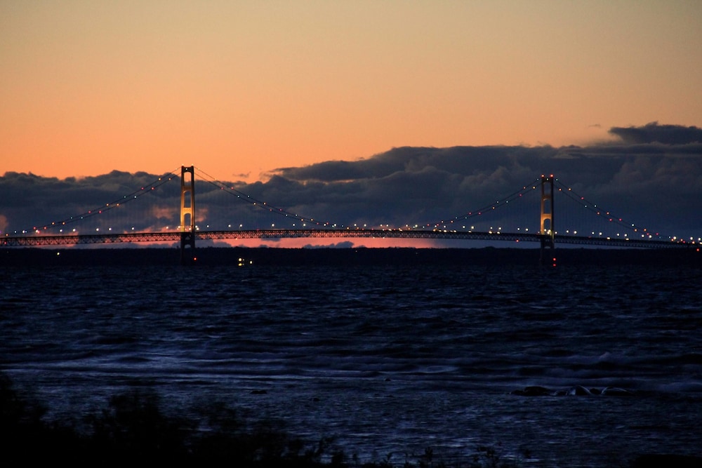 Mackinaw City Vacations - Mackinac Lake Trail Motel - Property Image 11