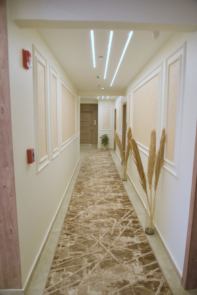 pyramids wonders hotel