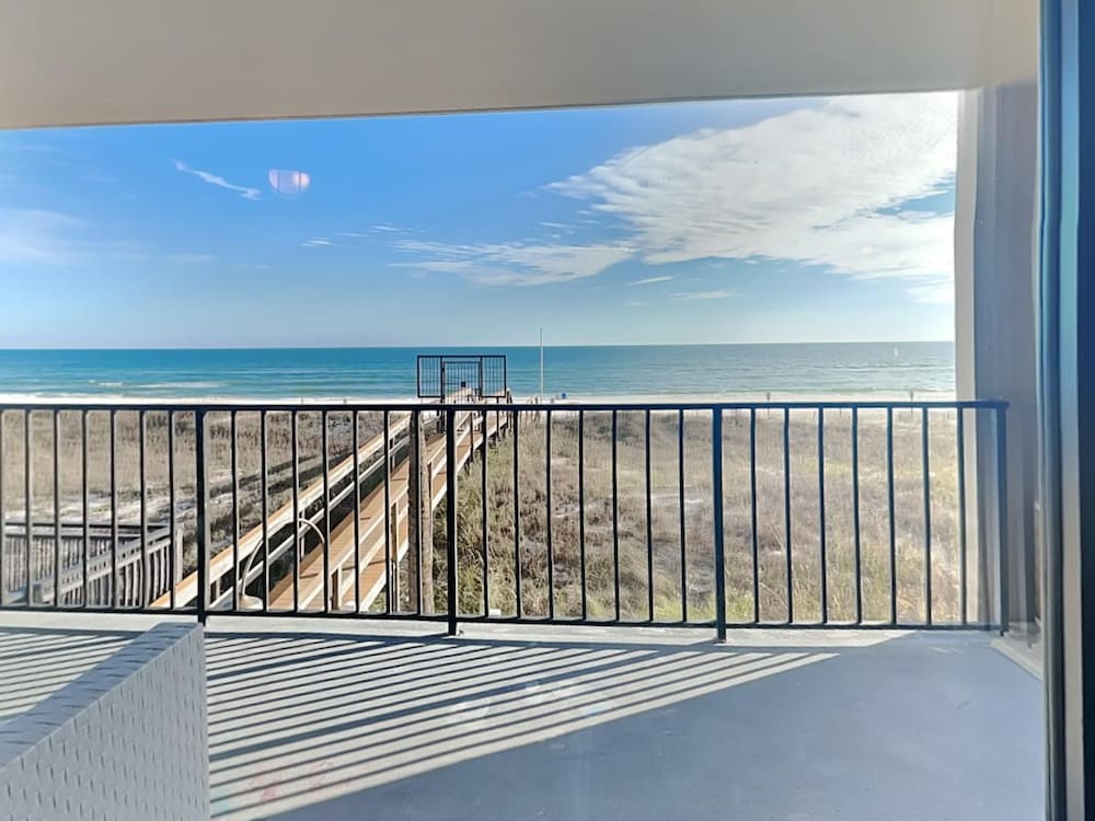 Ocean Breeze West by Southern Vacation Rentals