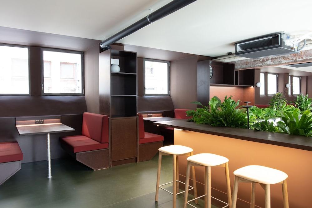 The People Lyon - Image 3