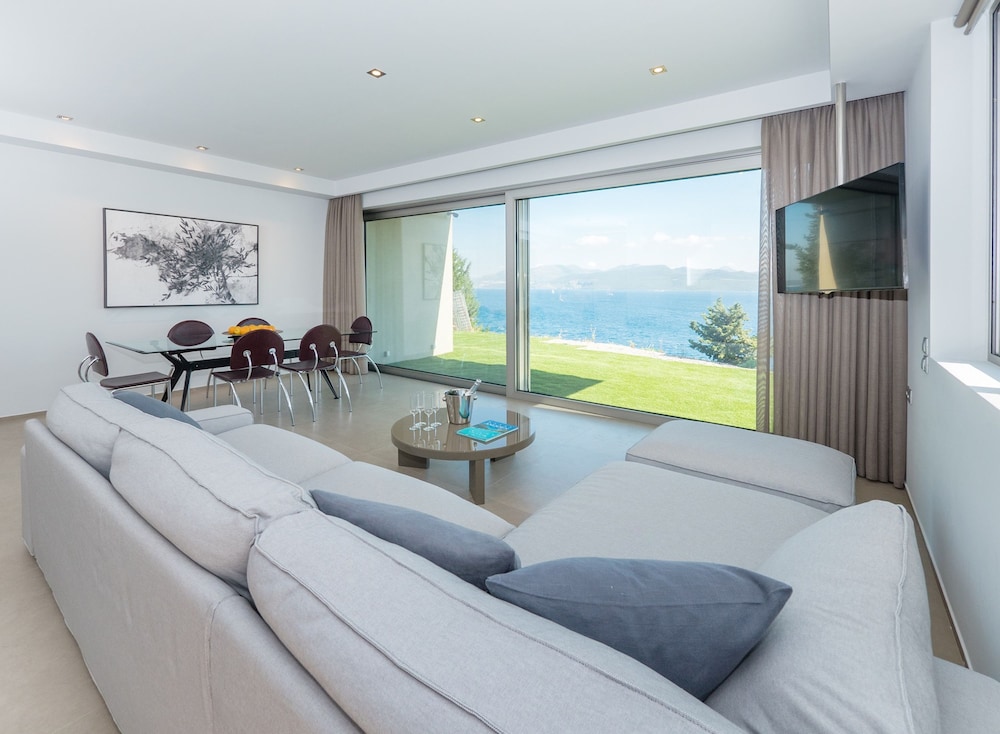 Villa Melia in Nikiana view 5