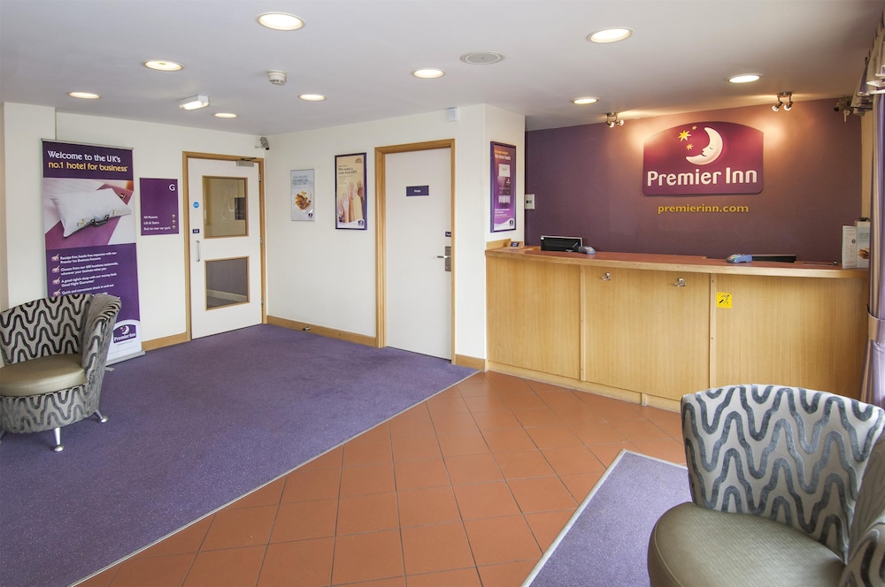 Premier Inn Leeds East — photo 8