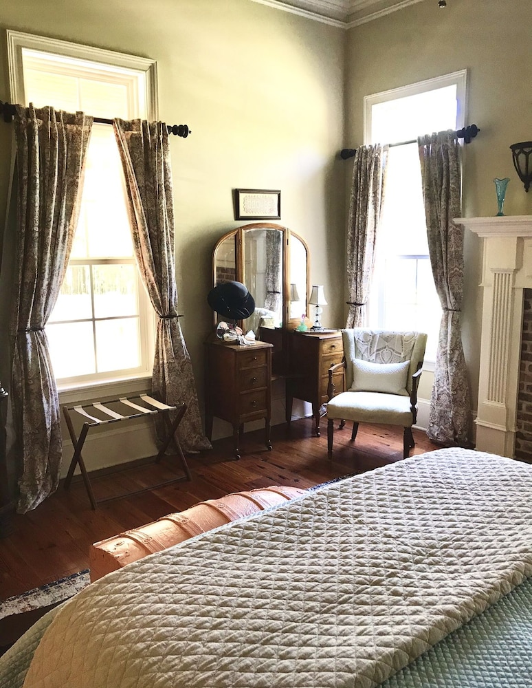 Concord Inn