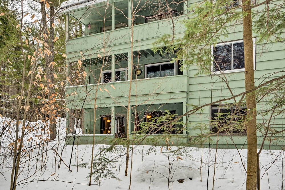Bartlett Condo ~ 1 Mi to Attitash Resort! view 4