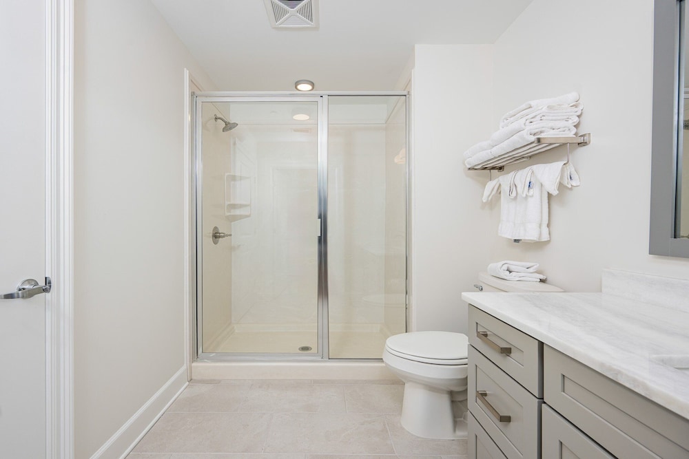 Phoenix Gulf Shores Ii 1403 3 Bedroom Condo