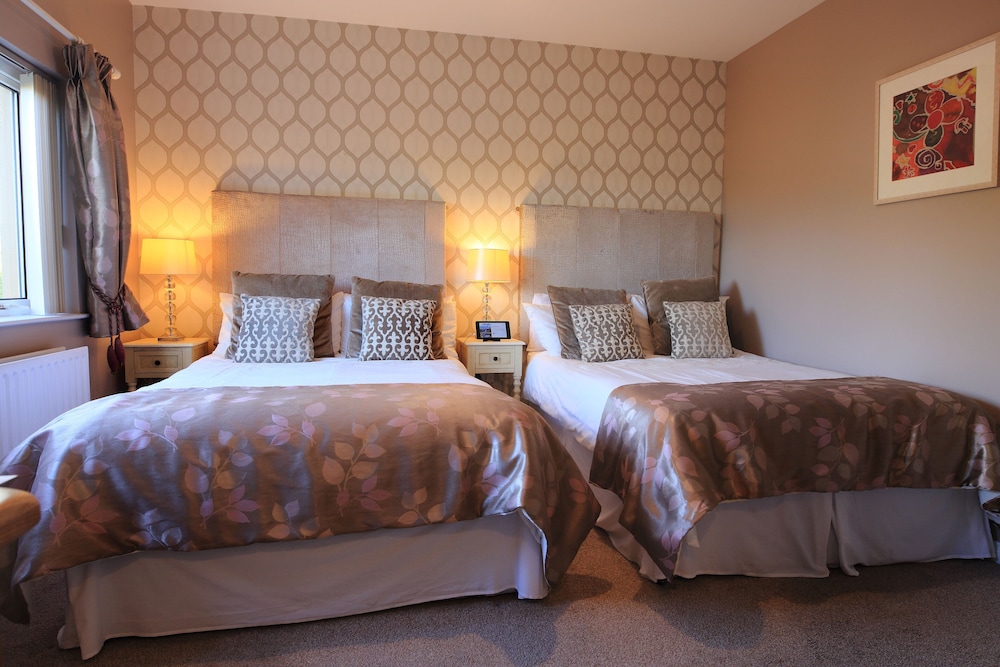 Elagh View Bed & Breakfast