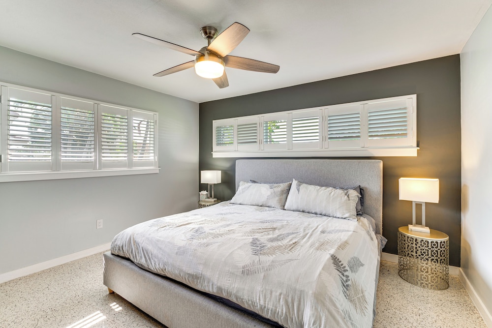 2 Mi to Beach: Canal-front Retreat in Cape Coral!