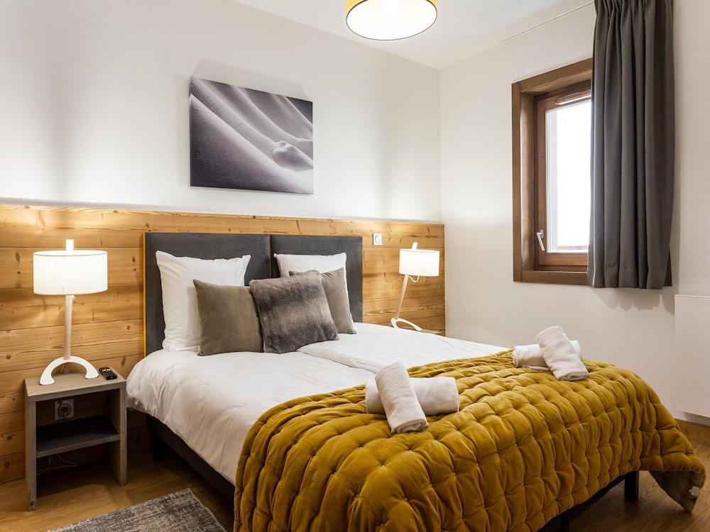 Apartment in Plagne 1800 With Ski-in/ski-out