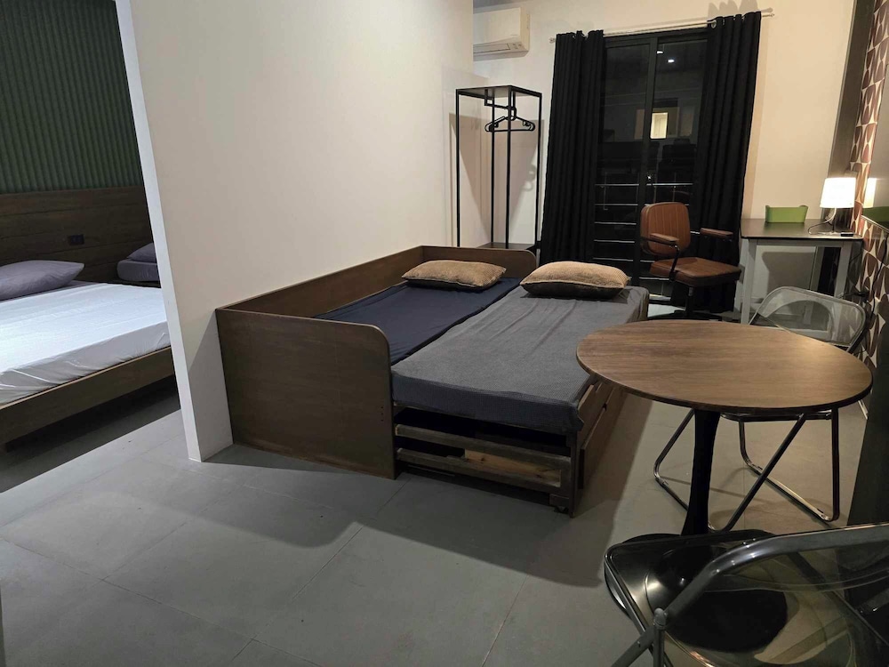 RA House Residences