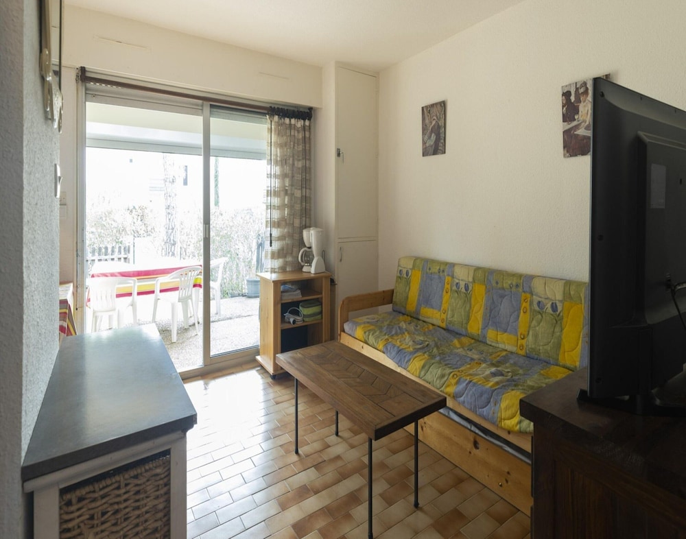 Coastal Comfort in Agde