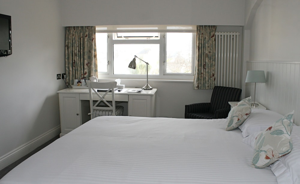 Ommaroo Hotel