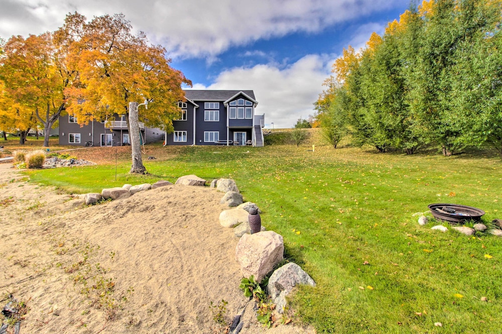Pearl Lake Retreat w/ Dock & Stunning Views! view 2