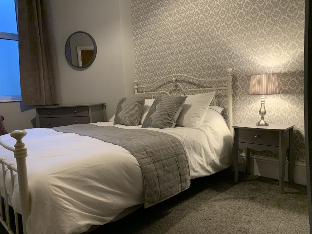 Sea View Apartment in Barmouth view 5