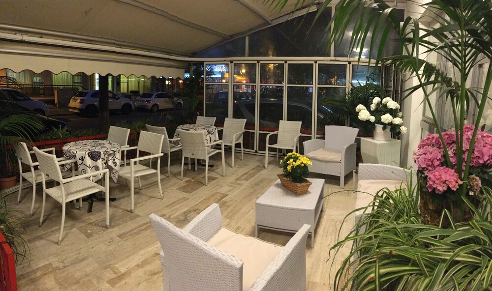 Noi Due Hotel