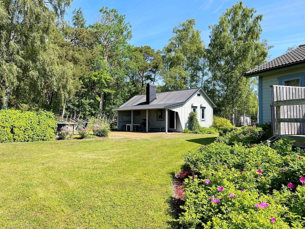 4 Person Holiday Home in Klintehamn