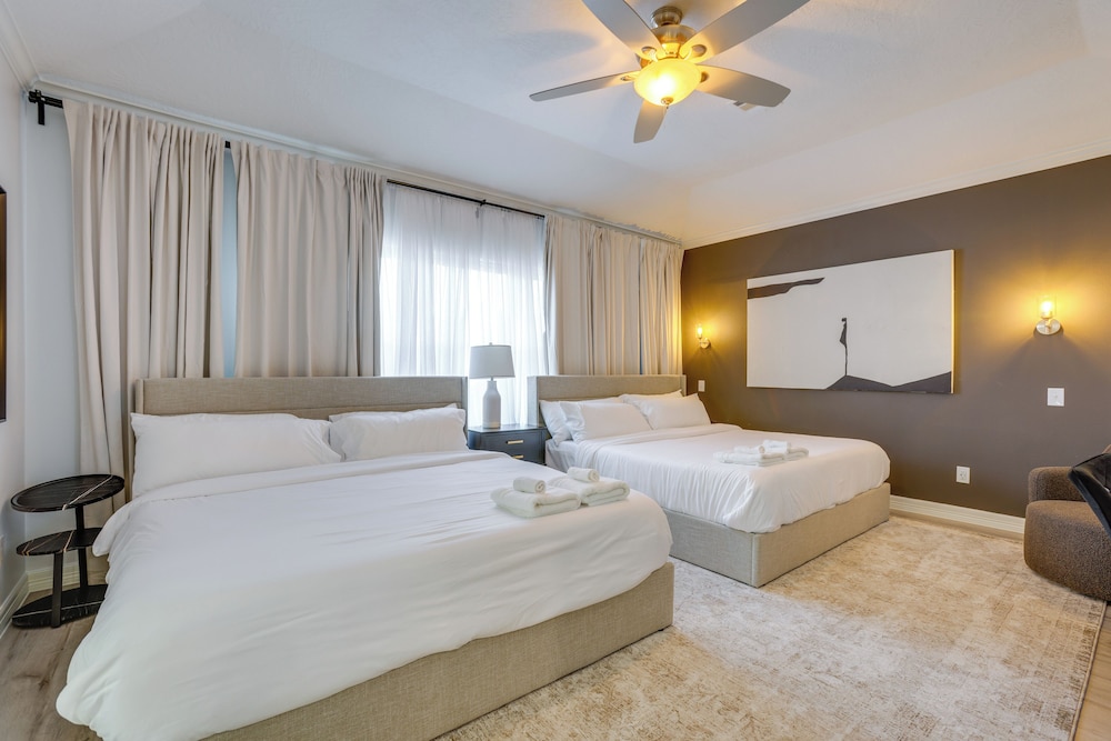 Pet-friendly Duplex Unit in Southwest Houston