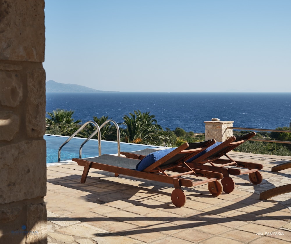Blue Caves Villas