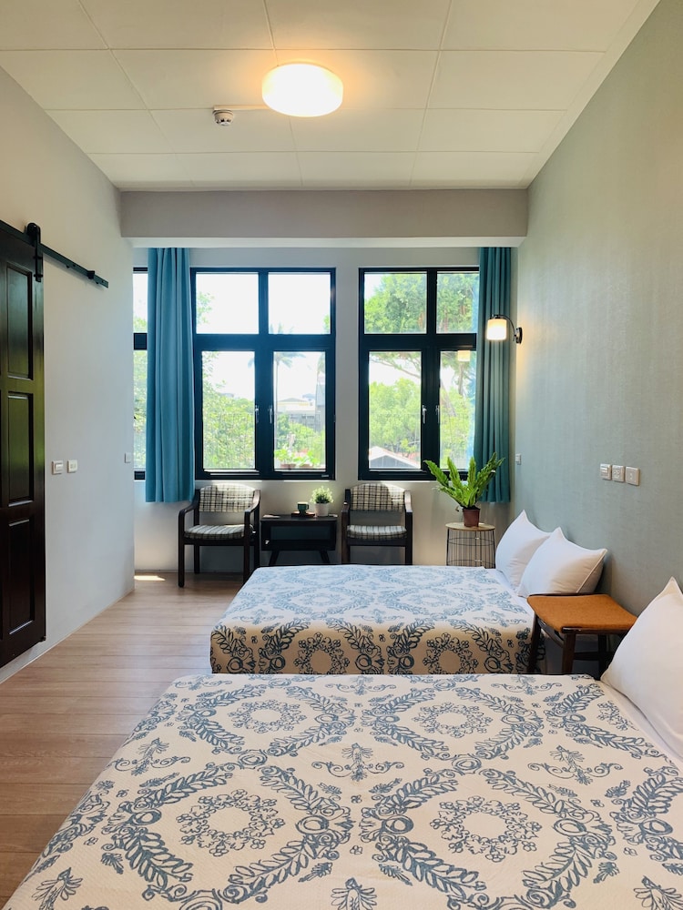 OYAJI Guesthouse