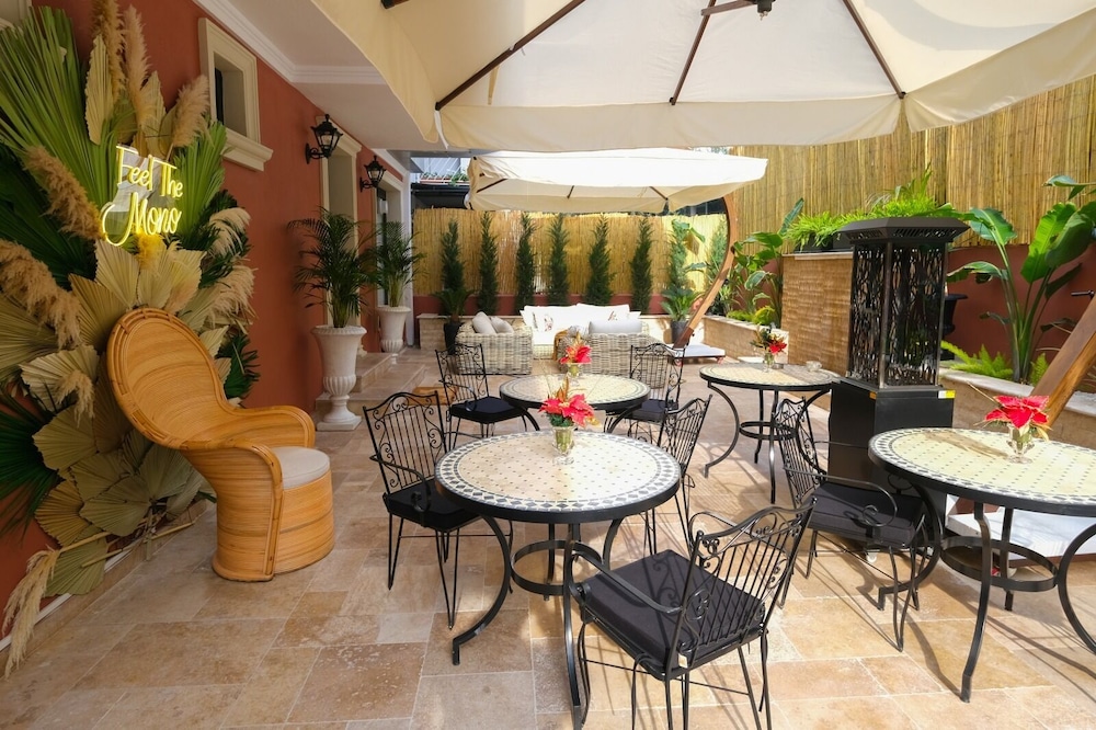 DBD Hotels Bayraklı - Image 11