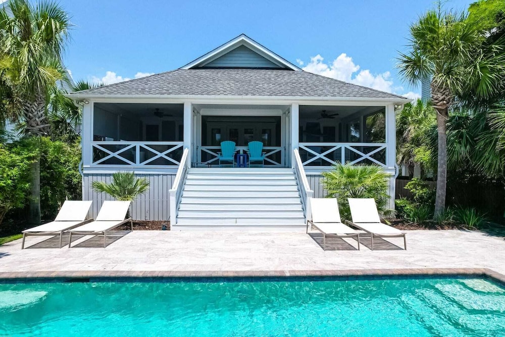 302 Charleston by Avantstay Stunning Private Pool