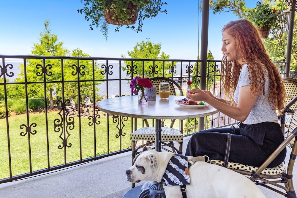 Jubilee Suites Boutique B&B