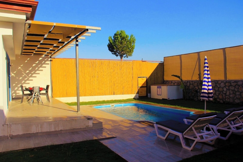 Diamond City Villas - Villa Yakuti