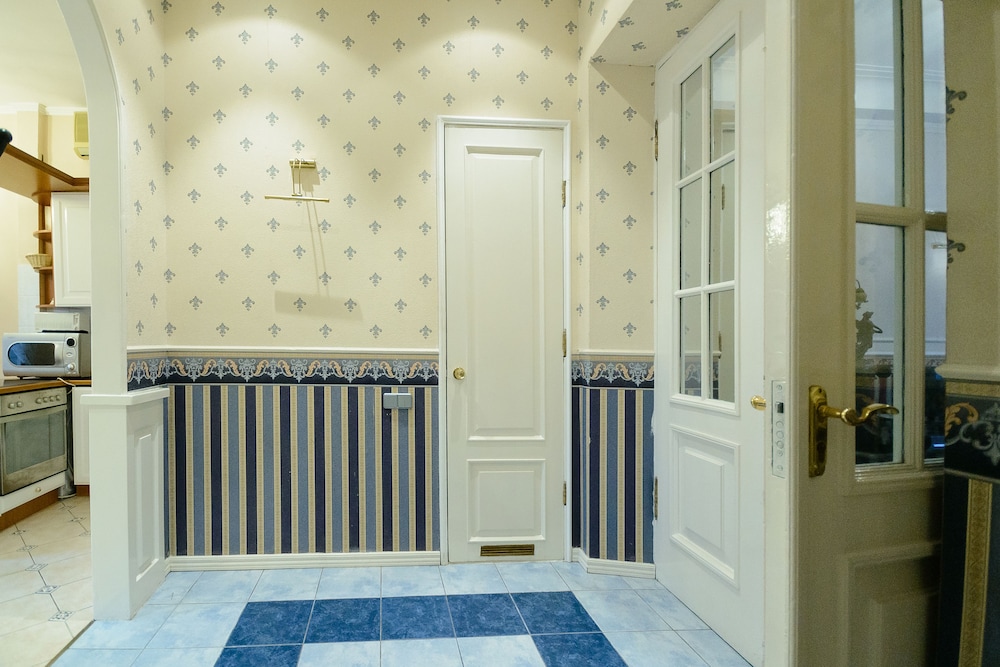 Kiev Accommodation Hotel Service