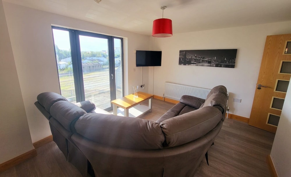 Letterkenny Vacations - Wild Atlantic Apartments Port House Letterkenny - Property Image 2
