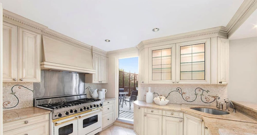 Downing Court by Rove 2BR Condo w Outdoor Spaces
