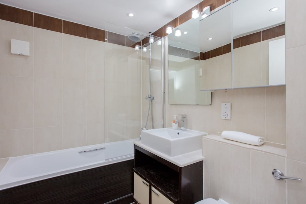 Homely 2 Bedroom Apartment in Maida Vale